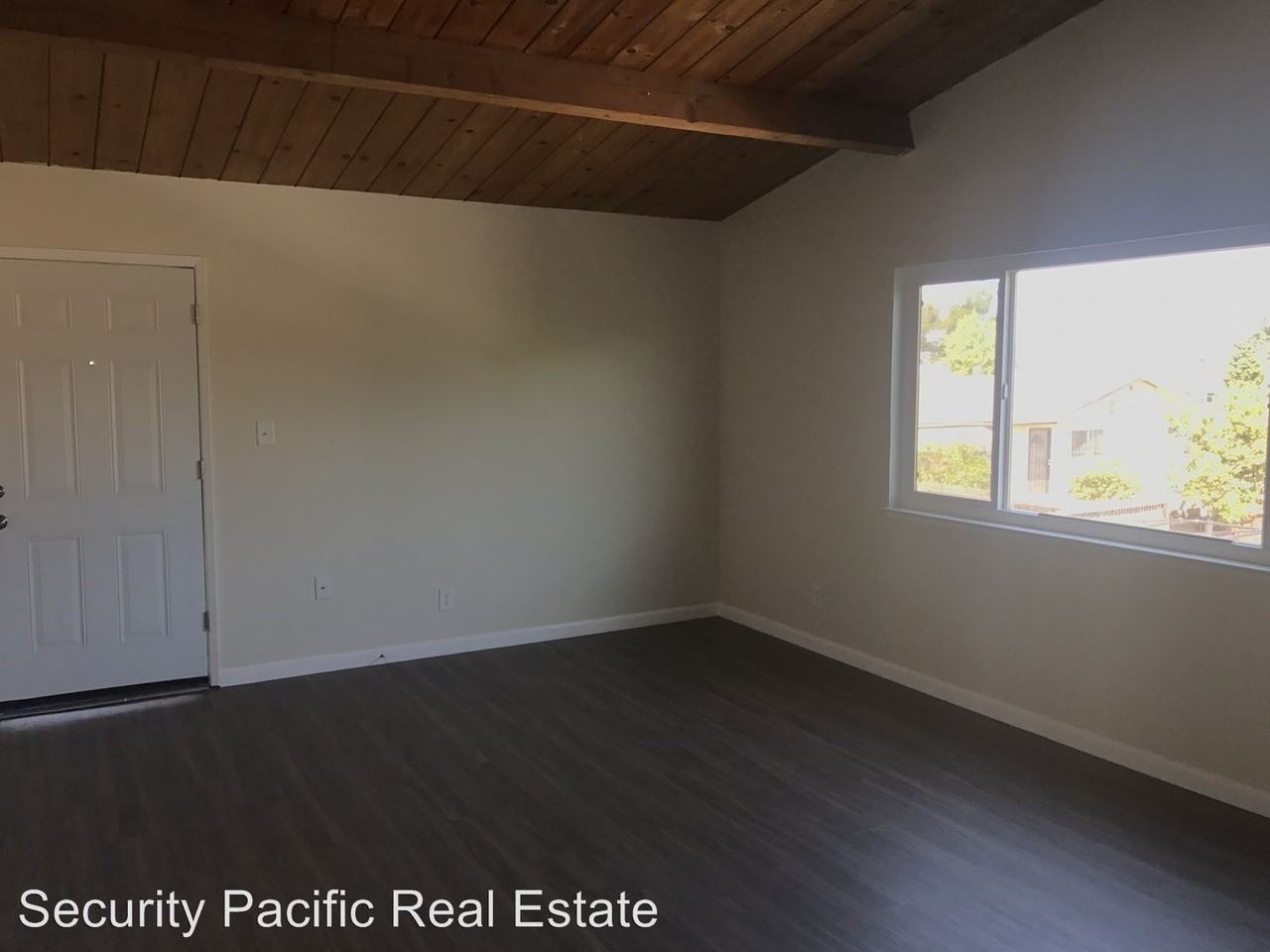 2801 Marina Blvd - Photo 3 of 10