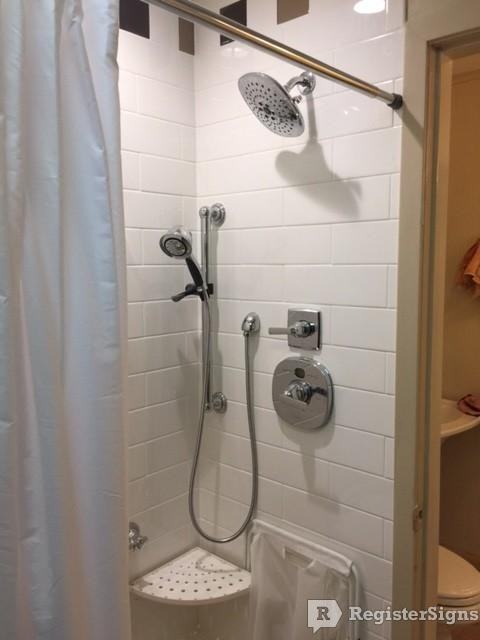 102 Greer St - Photo 3 of 9