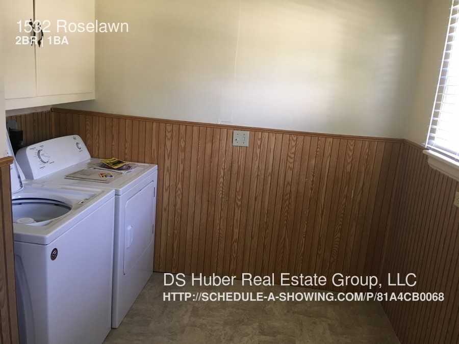 1532 Roselawn Ave - Photo 3 of 13