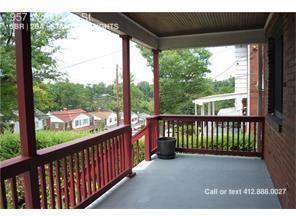 957 Woodbine St - Photo 2 of 12