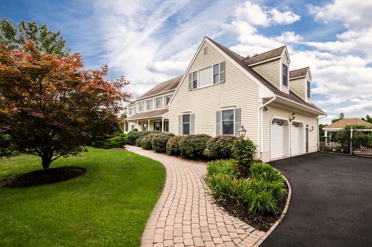 45 Belle Mead Griggstown Road - Photo 2 of 24