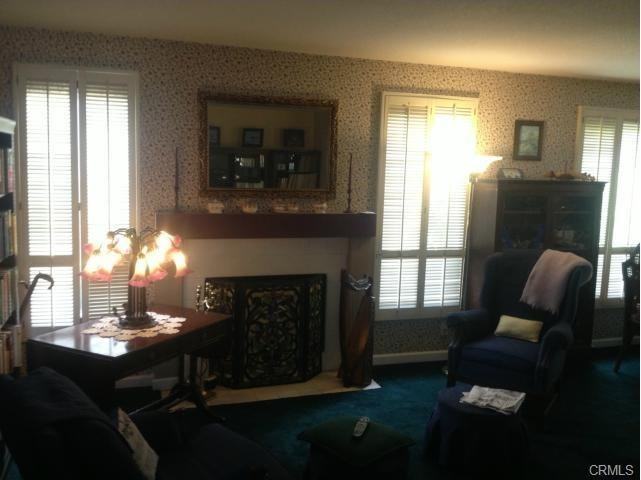 10255 Agate Ave - Photo 2 of 4