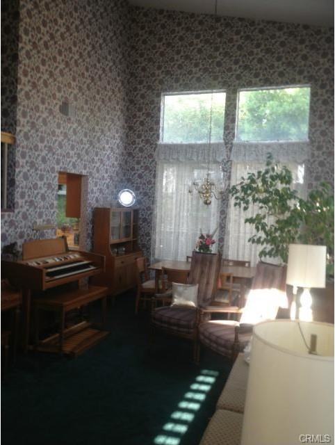 10255 Agate Ave - Photo 3 of 4