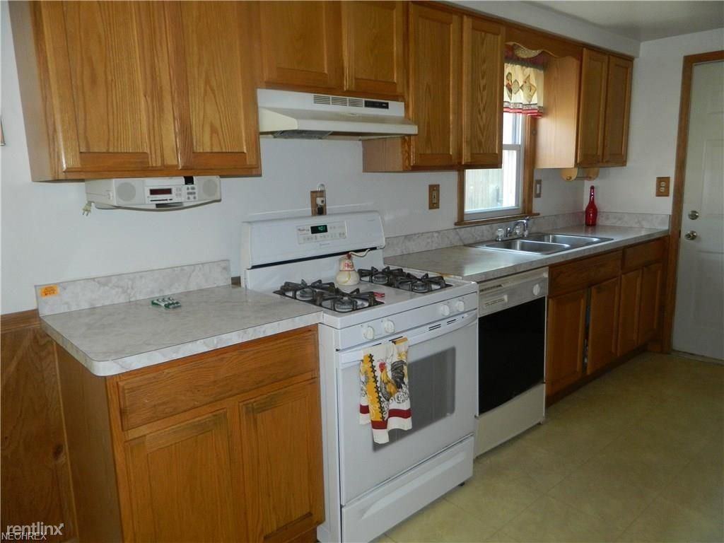 1246 E 343rd St - Photo 3 of 13