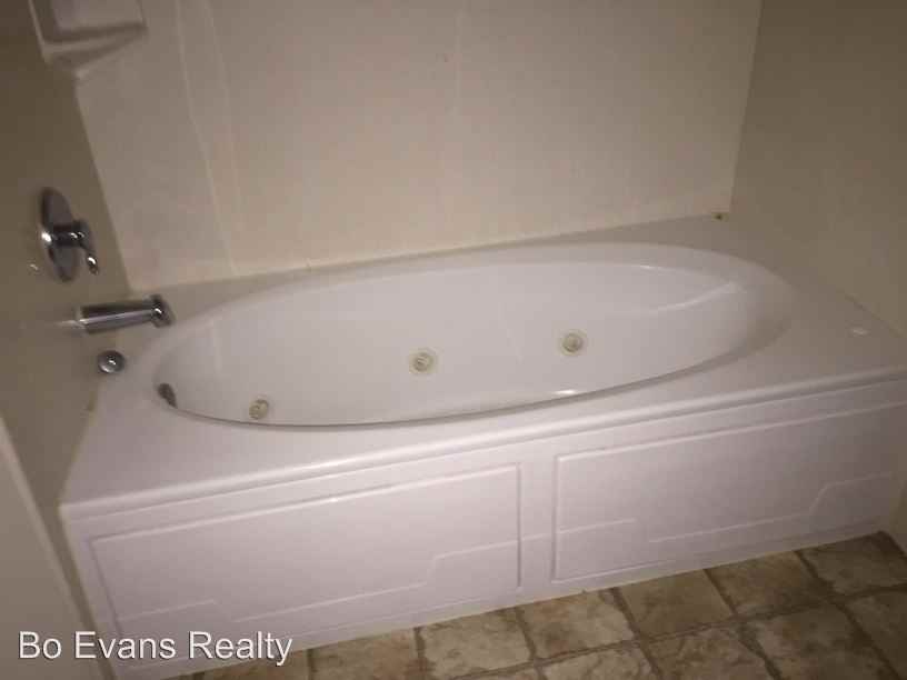 1487 John Wood Rd - Photo 2 of 17