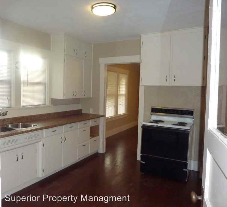 420 4th St - Photo 3 of 6