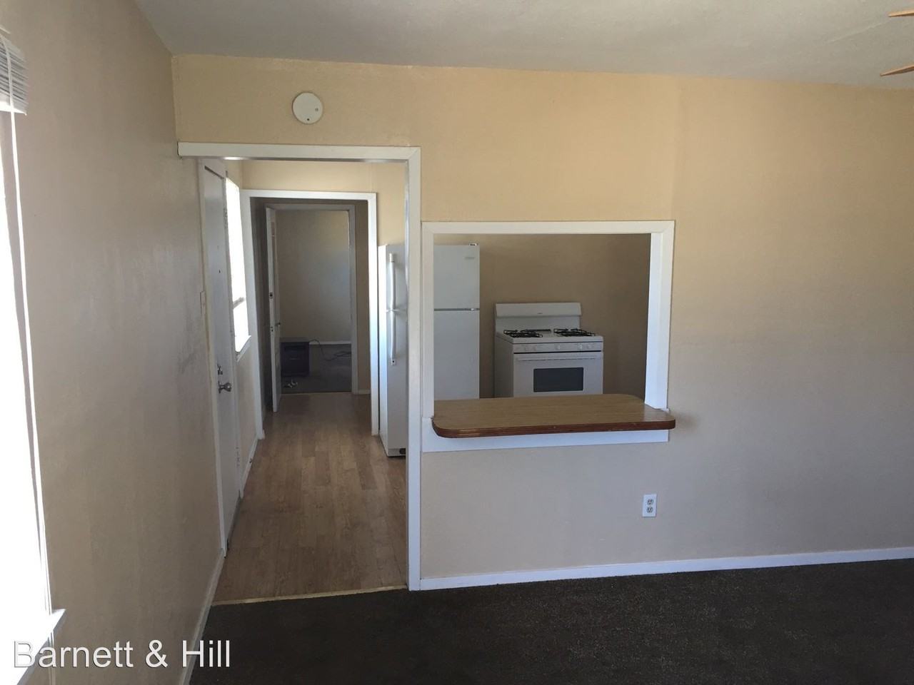 1457 Peach St - Photo 2 of 9