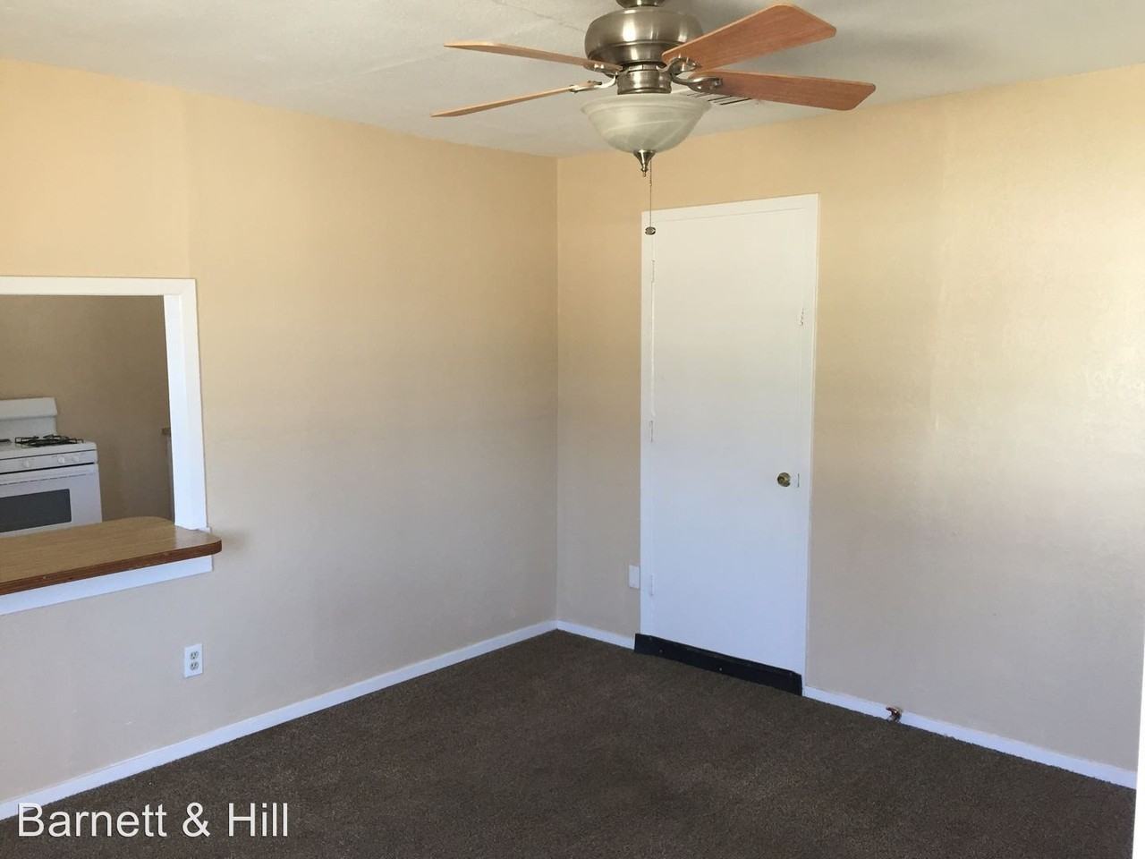 1457 Peach St - Photo 3 of 9