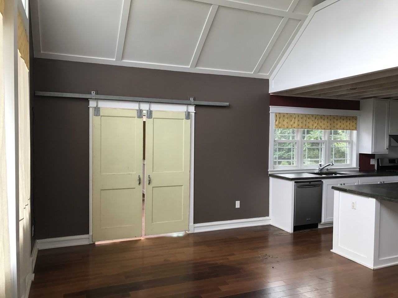 8497 Laurel Rd - Photo 3 of 29