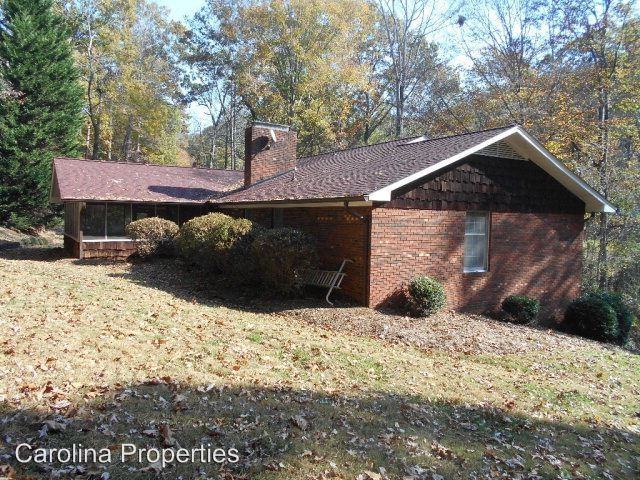 419 Holly Tree Dr - Photo 2 of 27