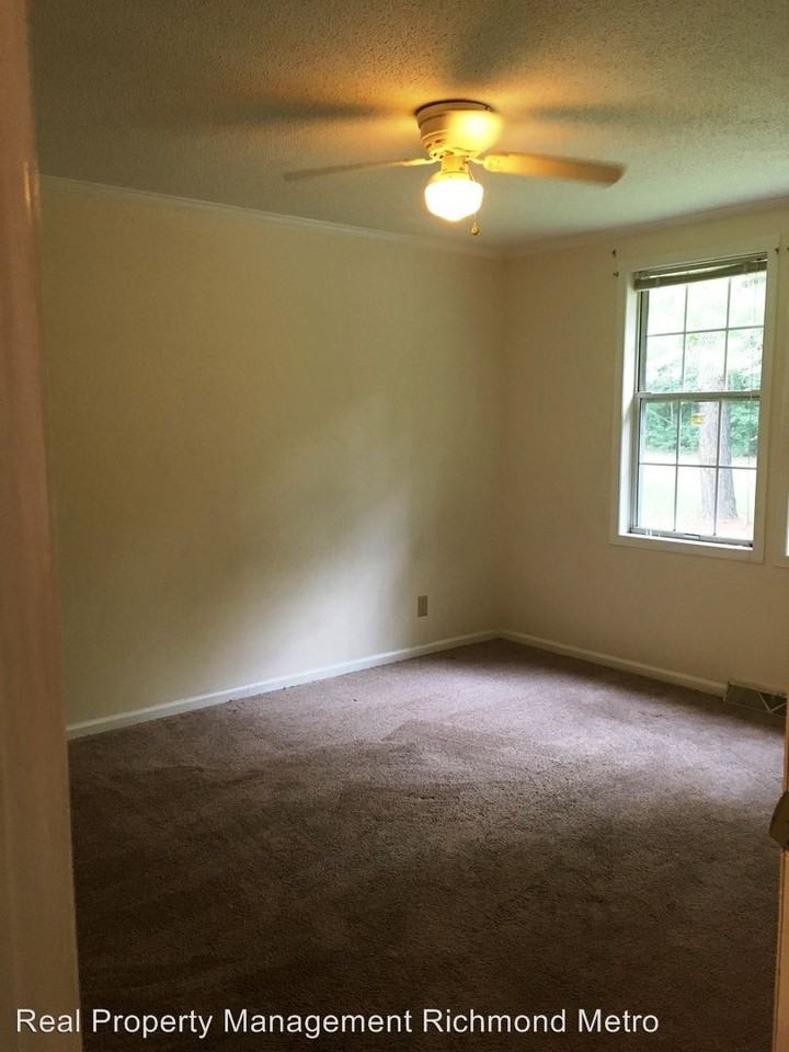 1980 Hancock Rd - Photo 2 of 6