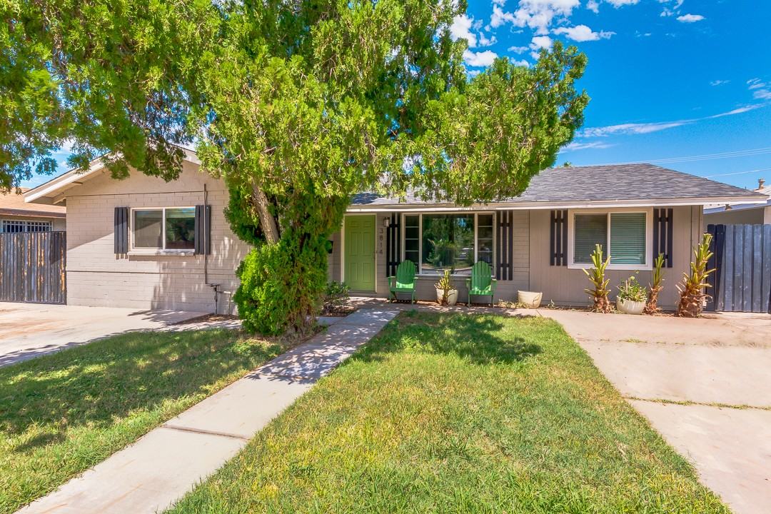 3814 E Oak St - Photo 3 of 38