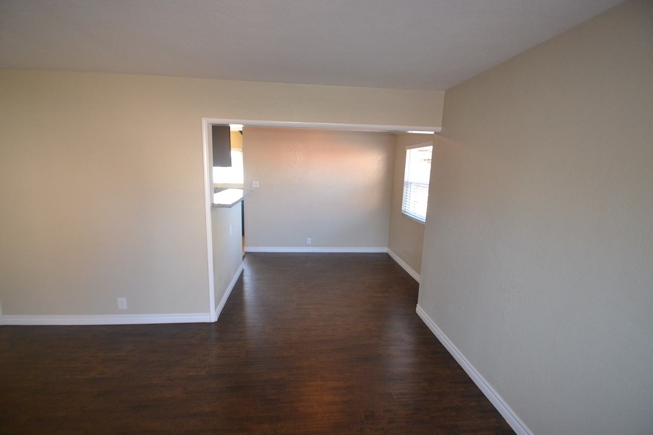 12011 S Halldale Ave - Photo 3 of 15