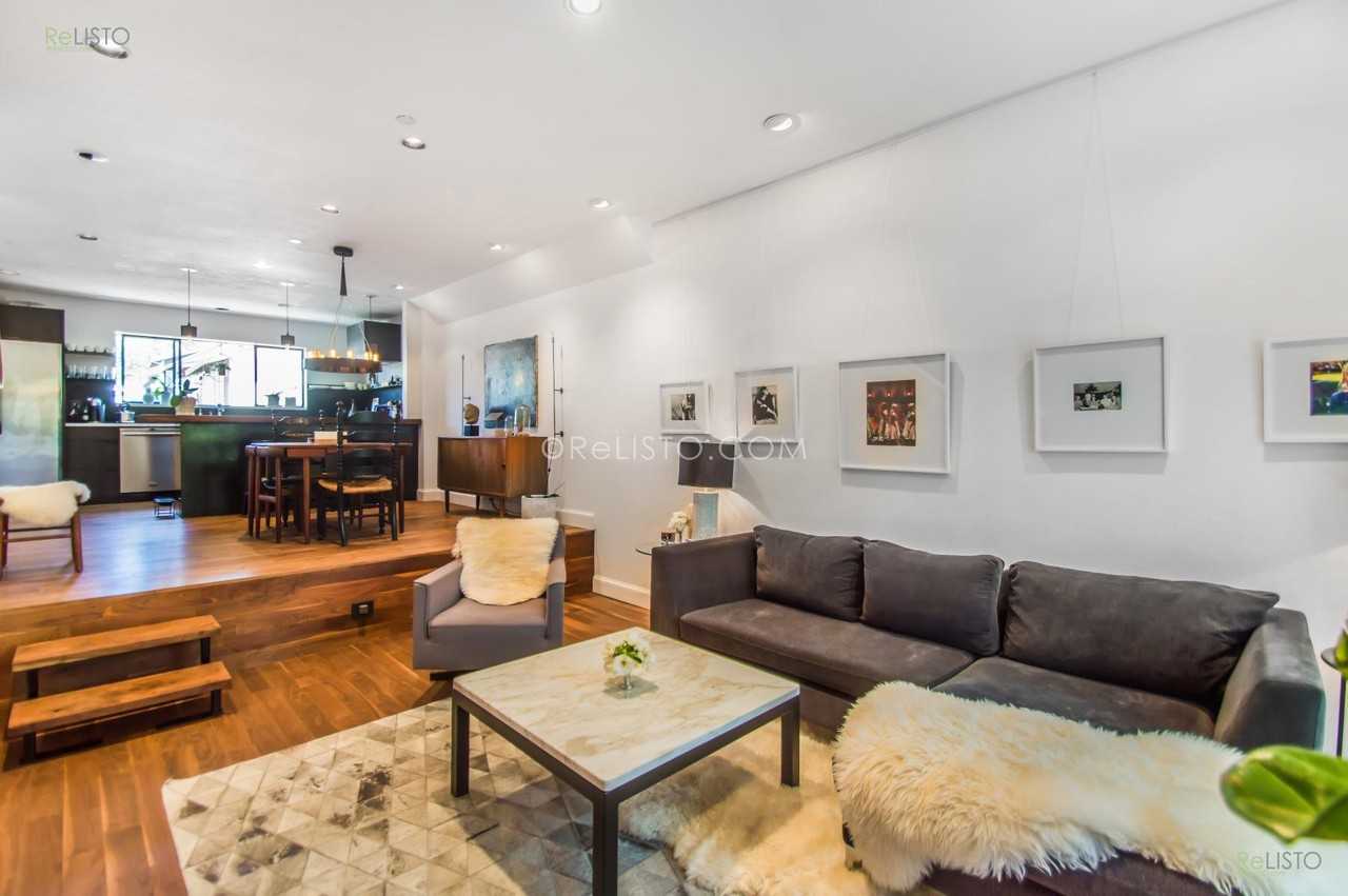 15 Knoll Ln - Photo 3 of 22