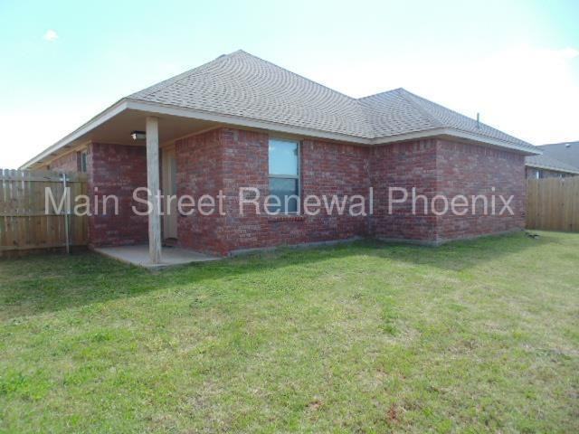 425 Pearl St - Photo 2 of 10