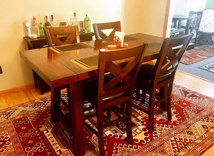 980 Center St - Photo 3 of 6