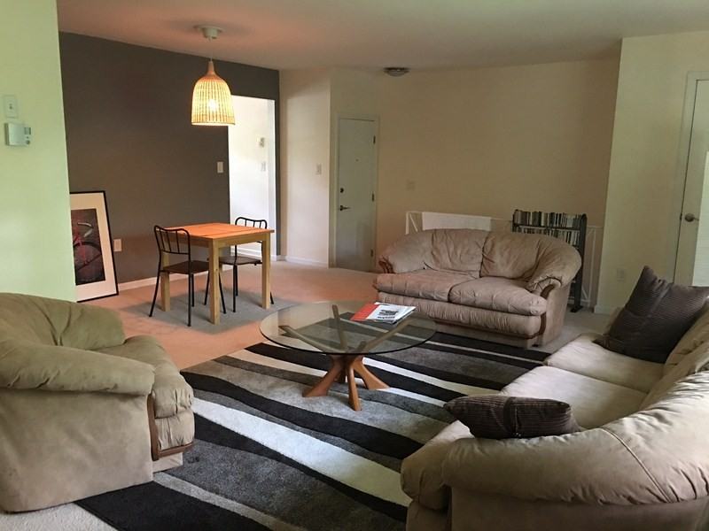 34 Lakeside Dr - Photo 3 of 20