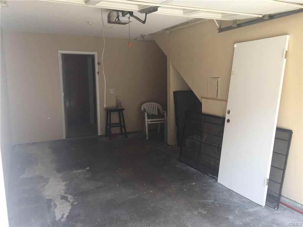 741 Claraday St - Photo 3 of 20