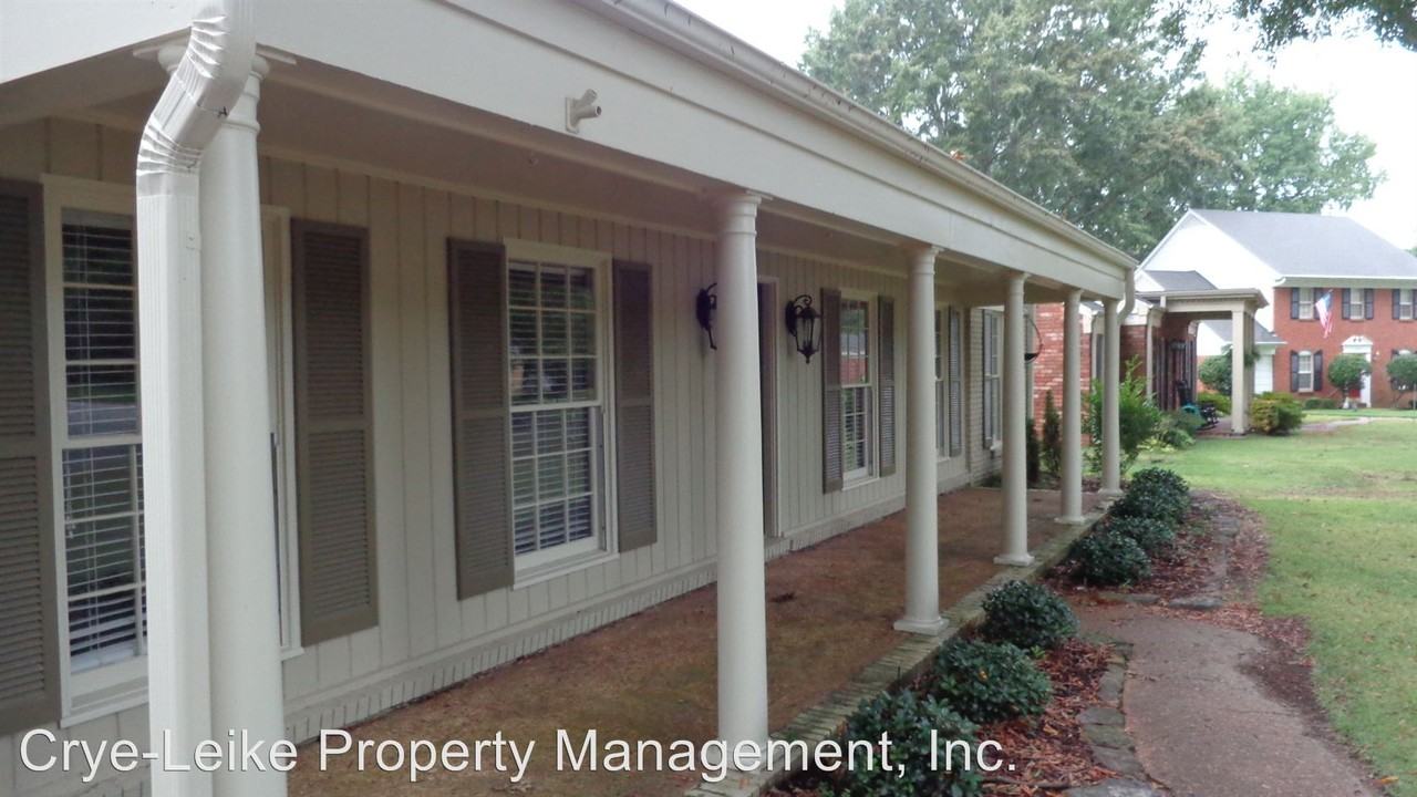 2468 Messick Cove - Photo 2 of 19