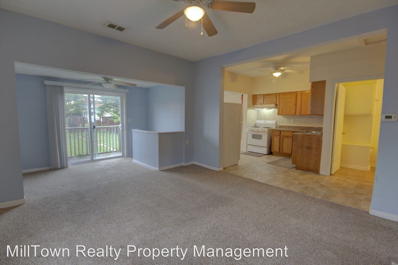 623 6th St - Photo 3 of 24