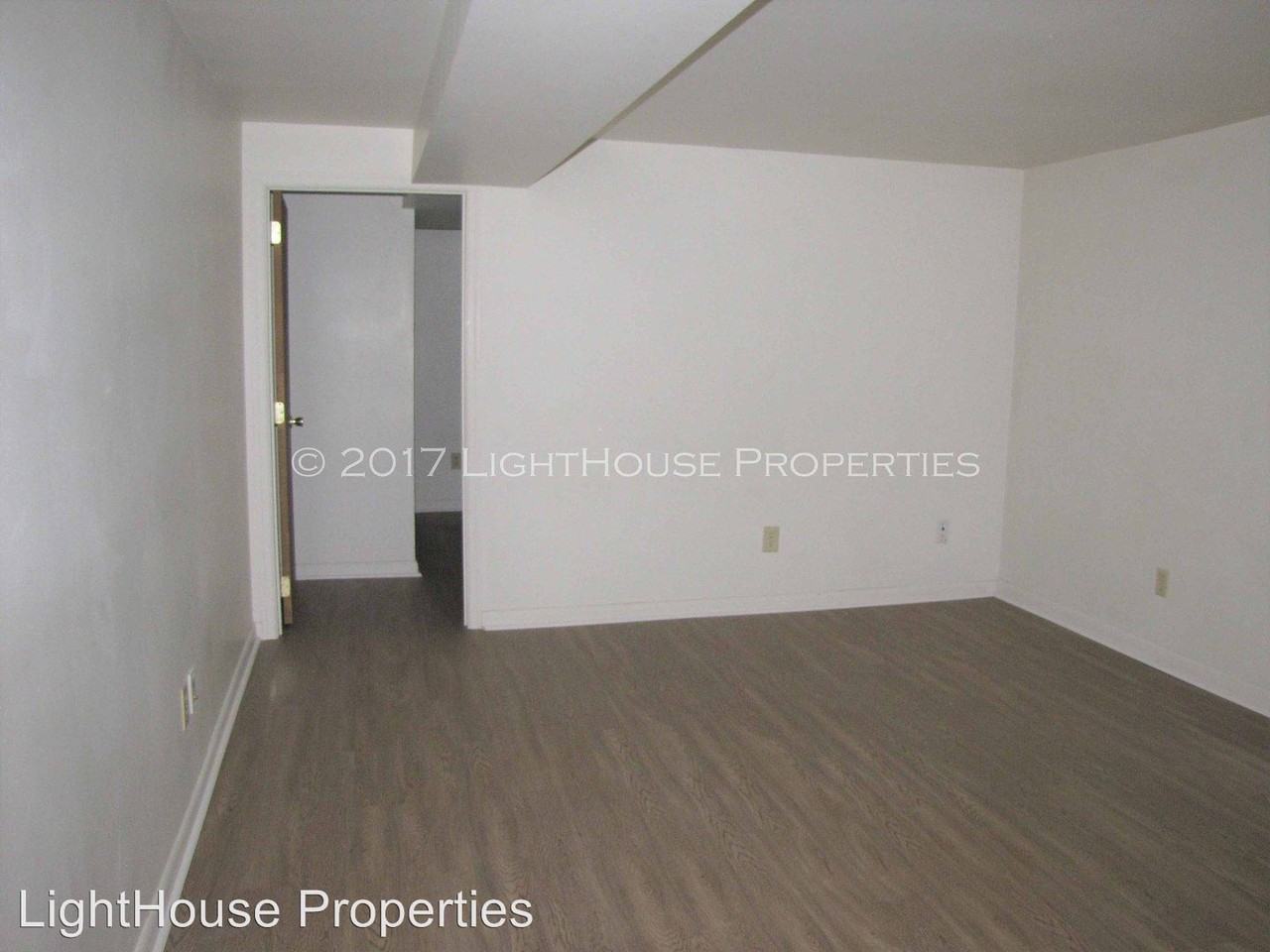 5721 White Oak Dr - Photo 2 of 9