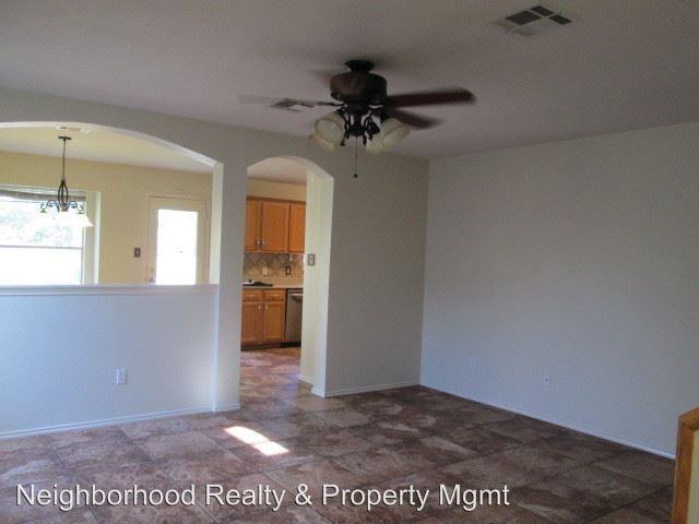 1606 Vera Way - Photo 3 of 34