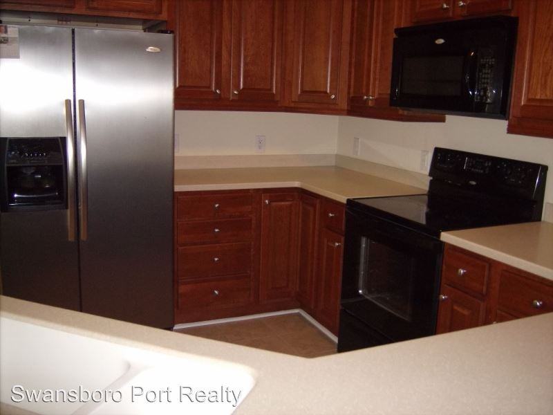 123 Forest Ln - Photo 3 of 19