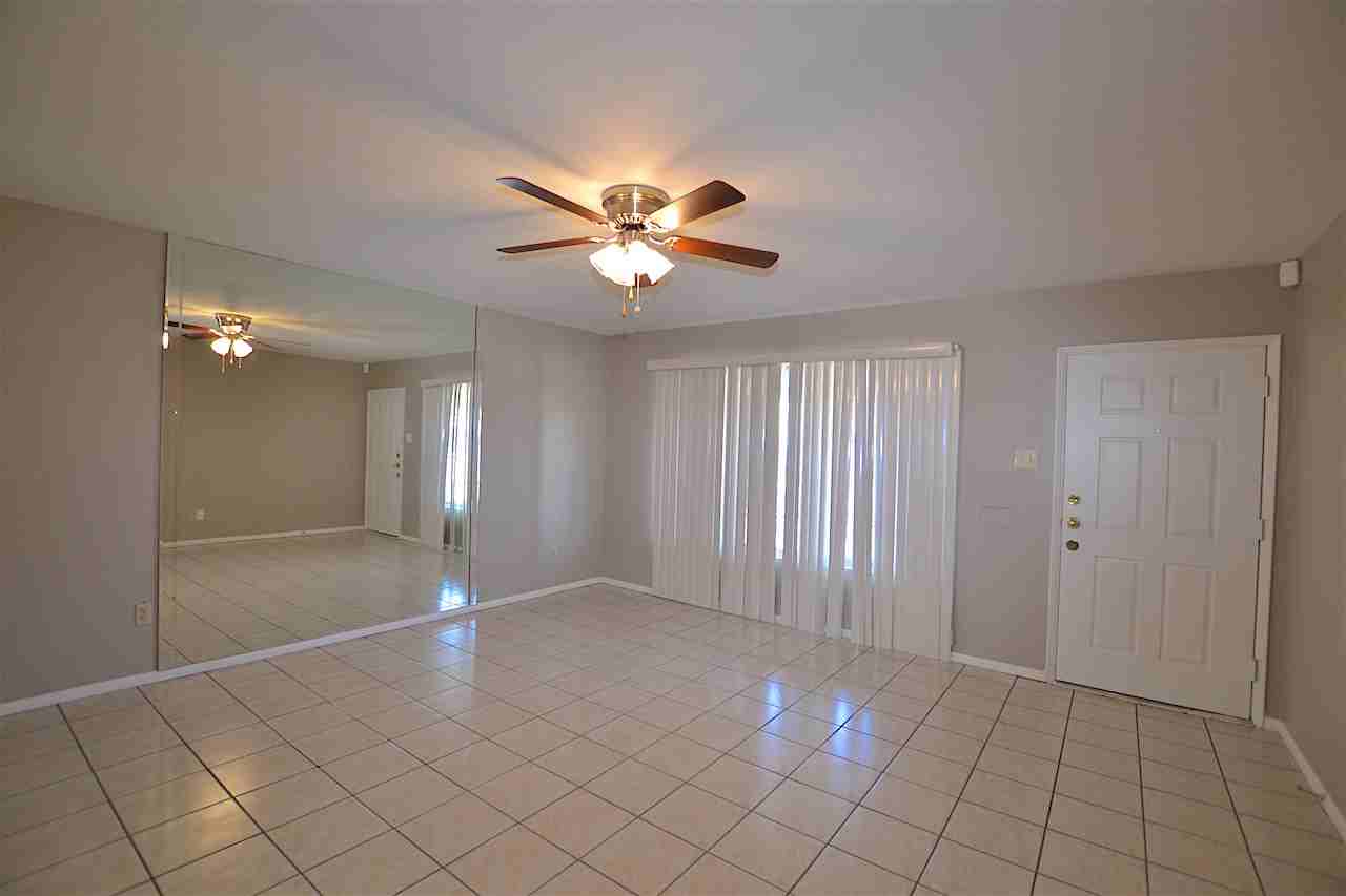 8125 E Amelia Ave - Photo 3 of 14