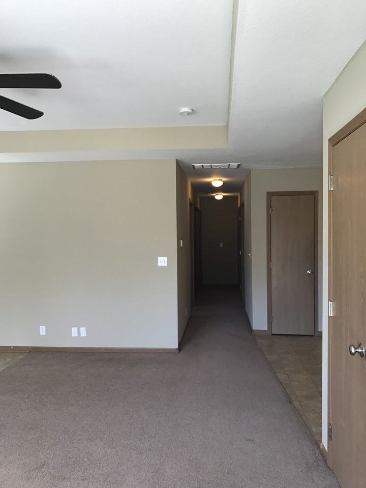 204 Black Jack Ave - Photo 3 of 18