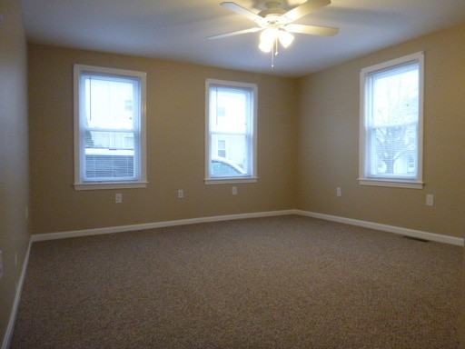 13 Elm St W - Photo 2 of 6