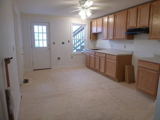 13 Elm St W - Photo 3 of 6