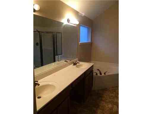 5877 Peterson Ridge Ln - Photo 3 of 8