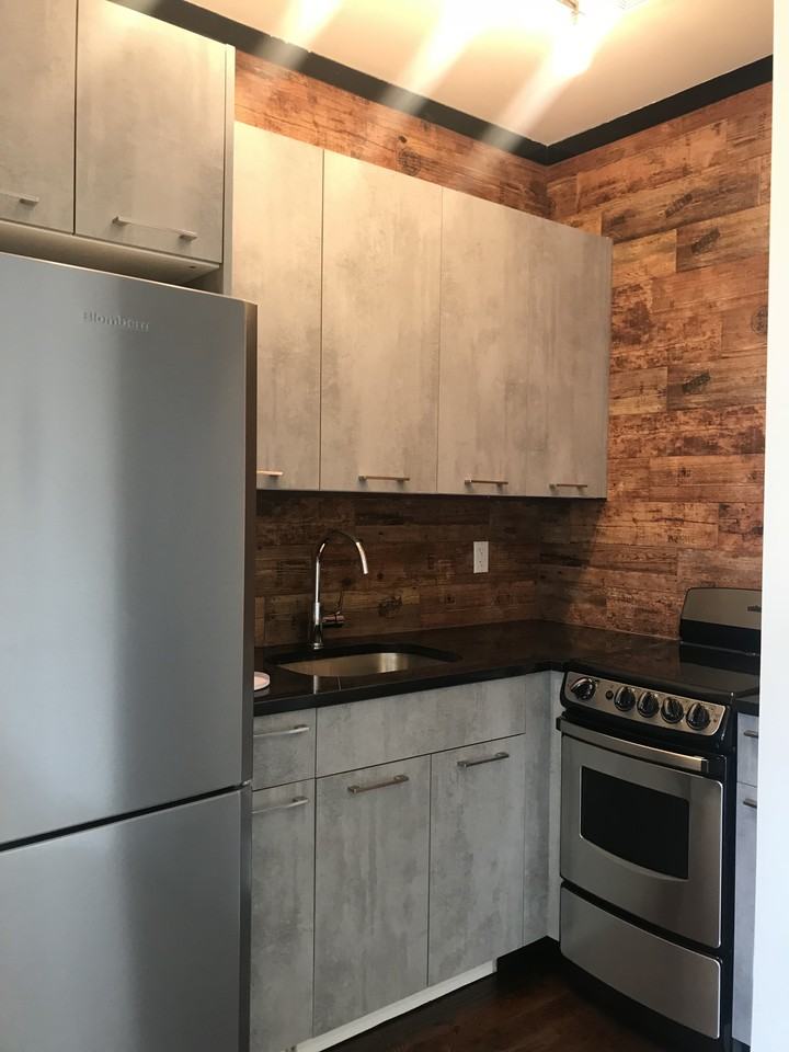 1185 Gates Avenue #3