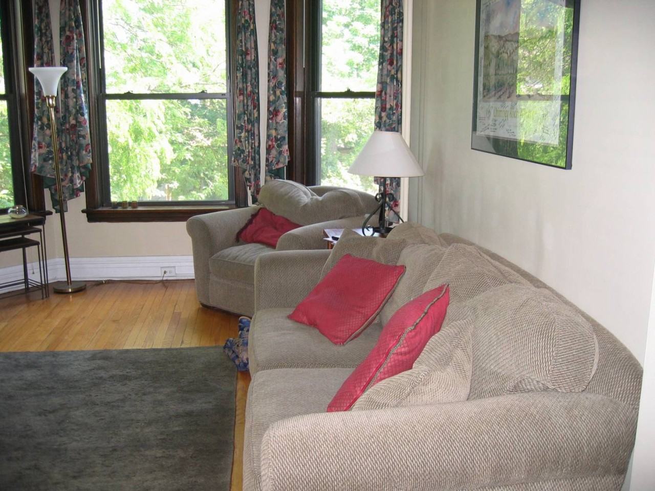 1307 W Eddy - Photo 2 of 4