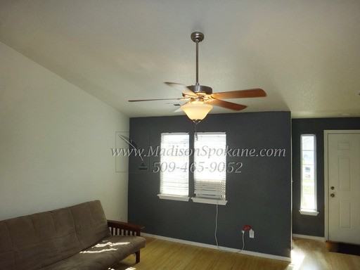 12420 W Meadow Ct - Photo 3 of 11