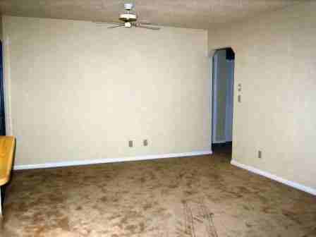 781 E River Oak Dr - Photo 3 of 6