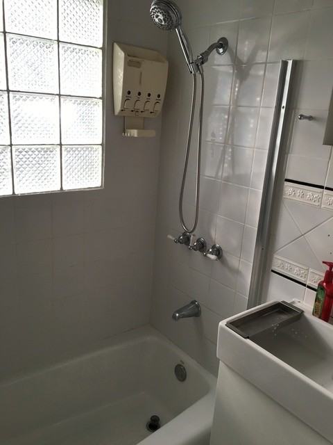 1128 Stanley Avenue - Photo 3 of 5