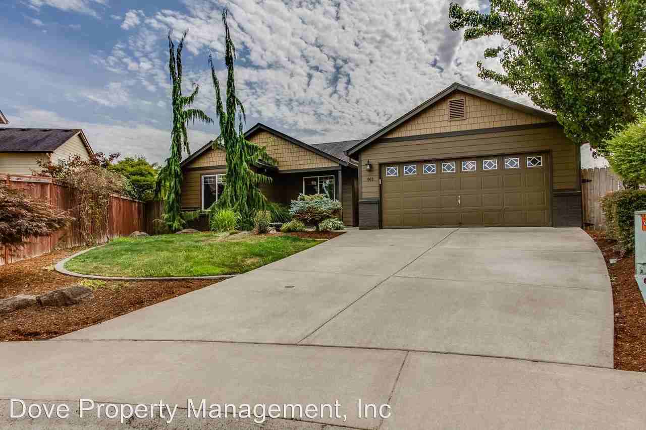 902 N 15th Ct - Photo 2 of 28