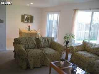 845 N 21st Ave - Photo 3 of 8