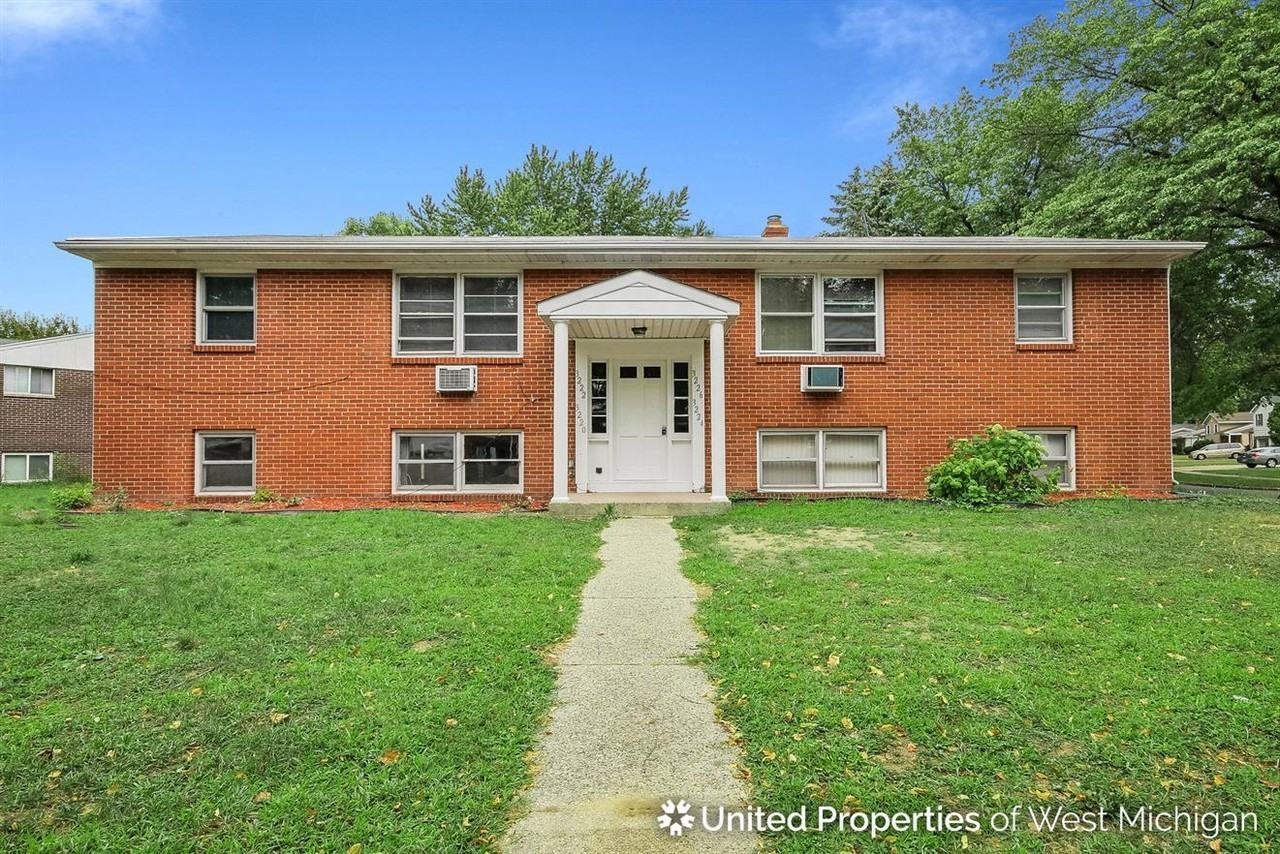 3222 Marshall Ave SE - Photo 3 of 18