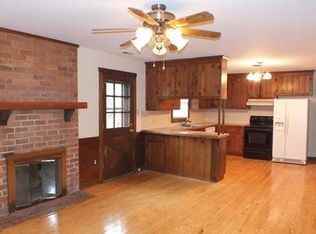 7733 Duncaster Rd - Photo 2 of 7