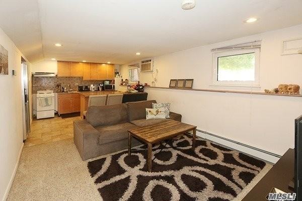 17 Wintergreen Dr - Photo 3 of 8