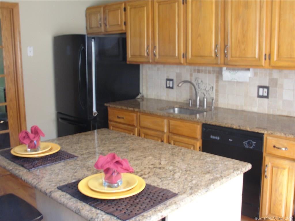 480 Radmere Rd #B - Photo 3 of 14