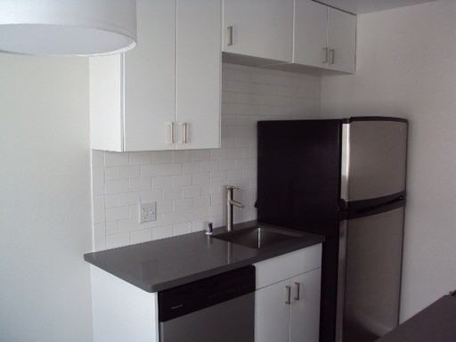 601 N Spaulding Ave #12 - Photo 2 of 8