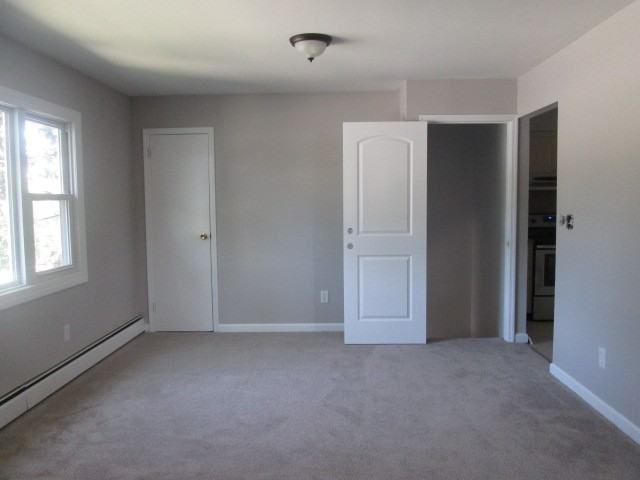 1686 Little Neck Ave - Photo 3 of 6