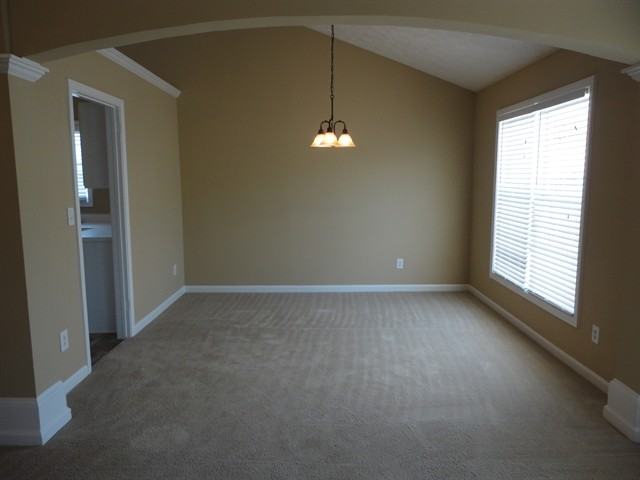 1545 Maple Pointe Ct - Photo 3 of 14