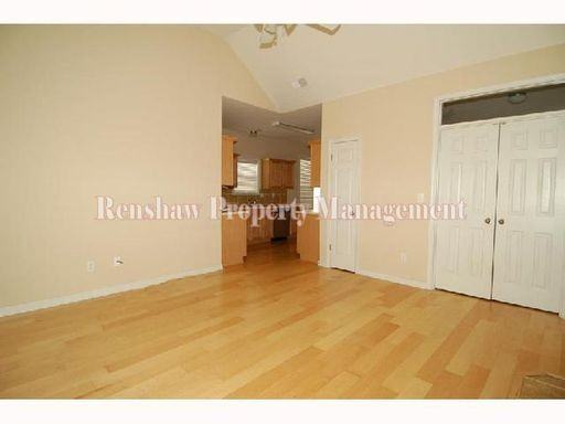 1368 Harbor Park Dr - Photo 2 of 12