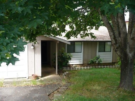 709 Kings Row - Photo 2 of 16