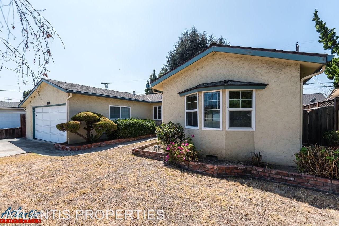 4272 Strawberry Park Dr - Photo 2 of 11