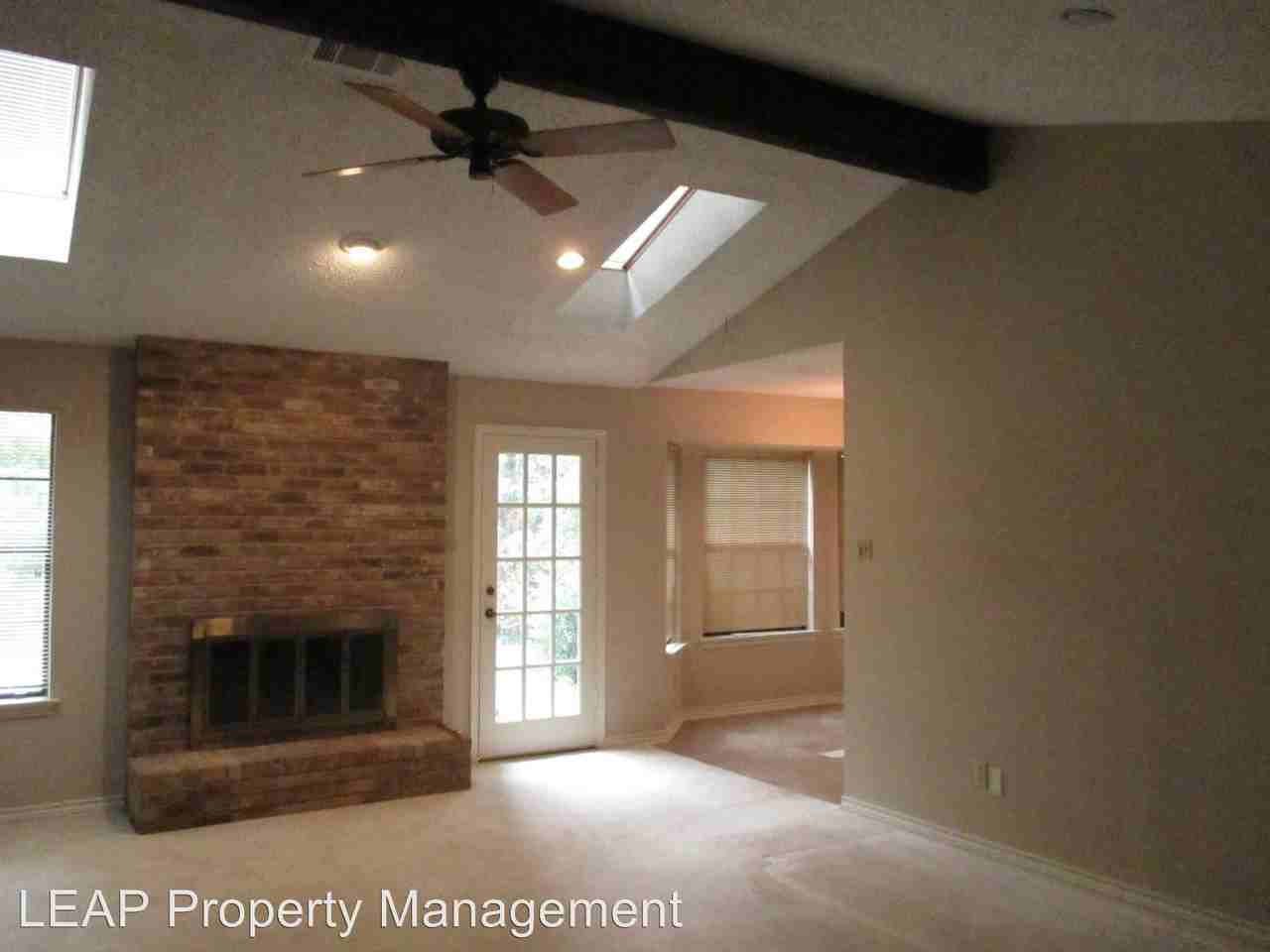 4001 Double Oak Ln - Photo 3 of 11